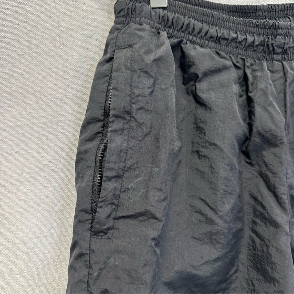 Champion‎ vintage 90s black nylon gym track shorts pockets mesh lined size small - Picture 5 of 14